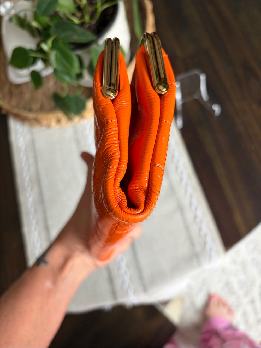 HOBO Lauren Clutch Orange Patent Frame Clutch - Picture 10 of 12
